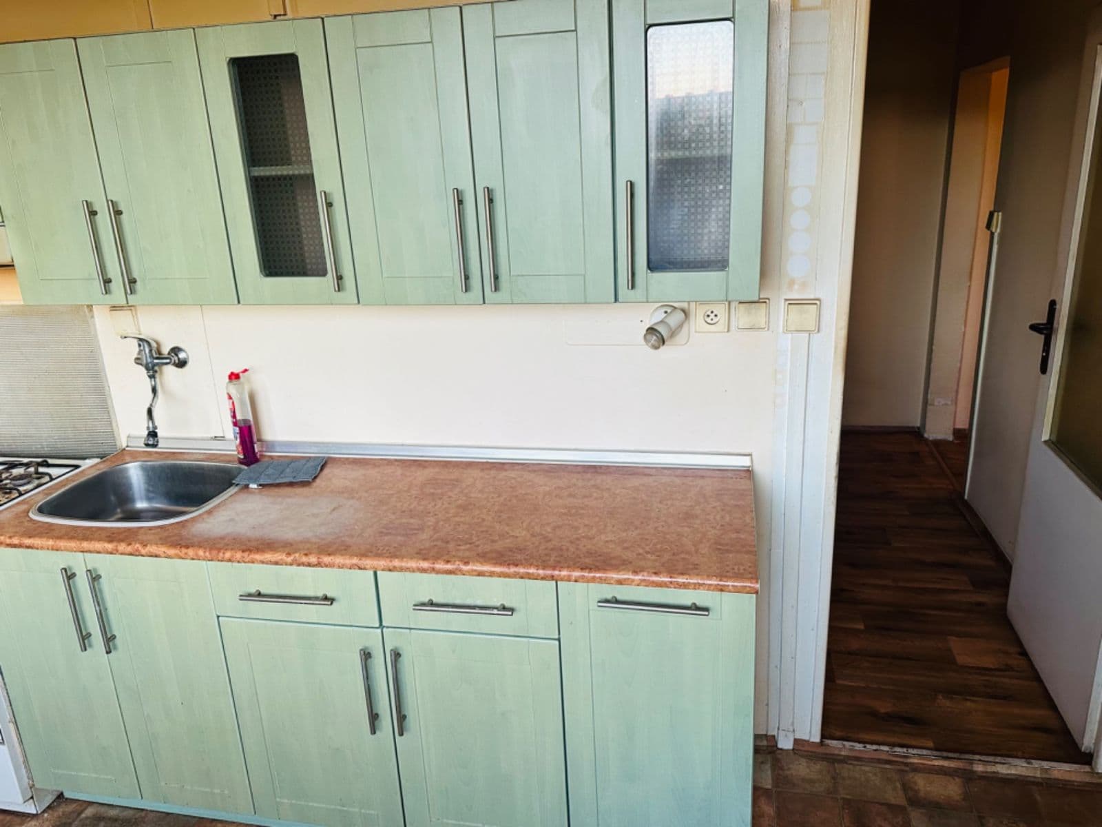 Predaj bytu 3-izbový 62 m², Kaznějovská, Plzeň, Plzeňský kraj Predaj bytu 3-izbový 62 m², Kaznějovská, Plzeň, Plzeňský kraj