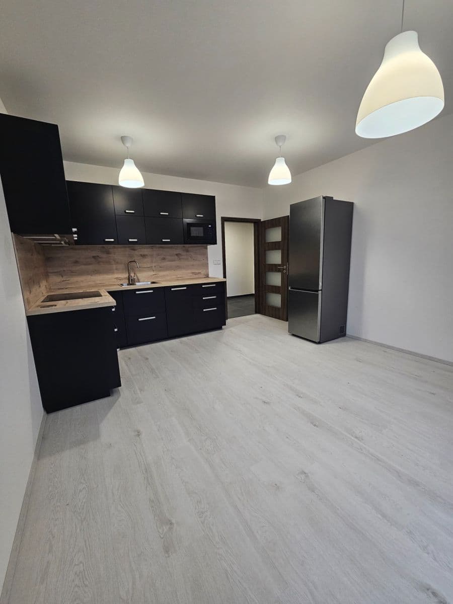 Prenájom bytu 2-izbový 50 m², Augustina Lukeše, Brandýs nad Labem-Stará Boleslav, Středočeský kraj Prenájom bytu 2-izbový 50 m², Augustina Lukeše, Brandýs nad Labem-Stará Boleslav, Středočeský kraj