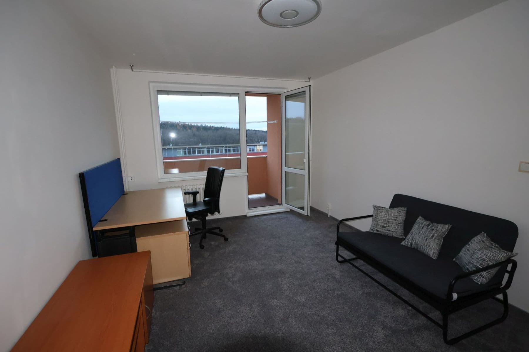 Prenájom bytu 2-izbový 61 m², U Olivovny, Říčany, Středočeský kraj Prenájom bytu 2-izbový 61 m², U Olivovny, Říčany, Středočeský kraj