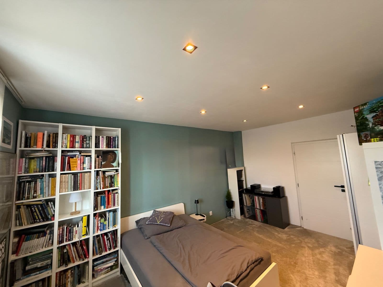 Predaj bytu 5-izbový 159 m², Kostelecká, Mratín, Středočeský kraj Predaj bytu 5-izbový 159 m², Kostelecká, Mratín, Středočeský kraj