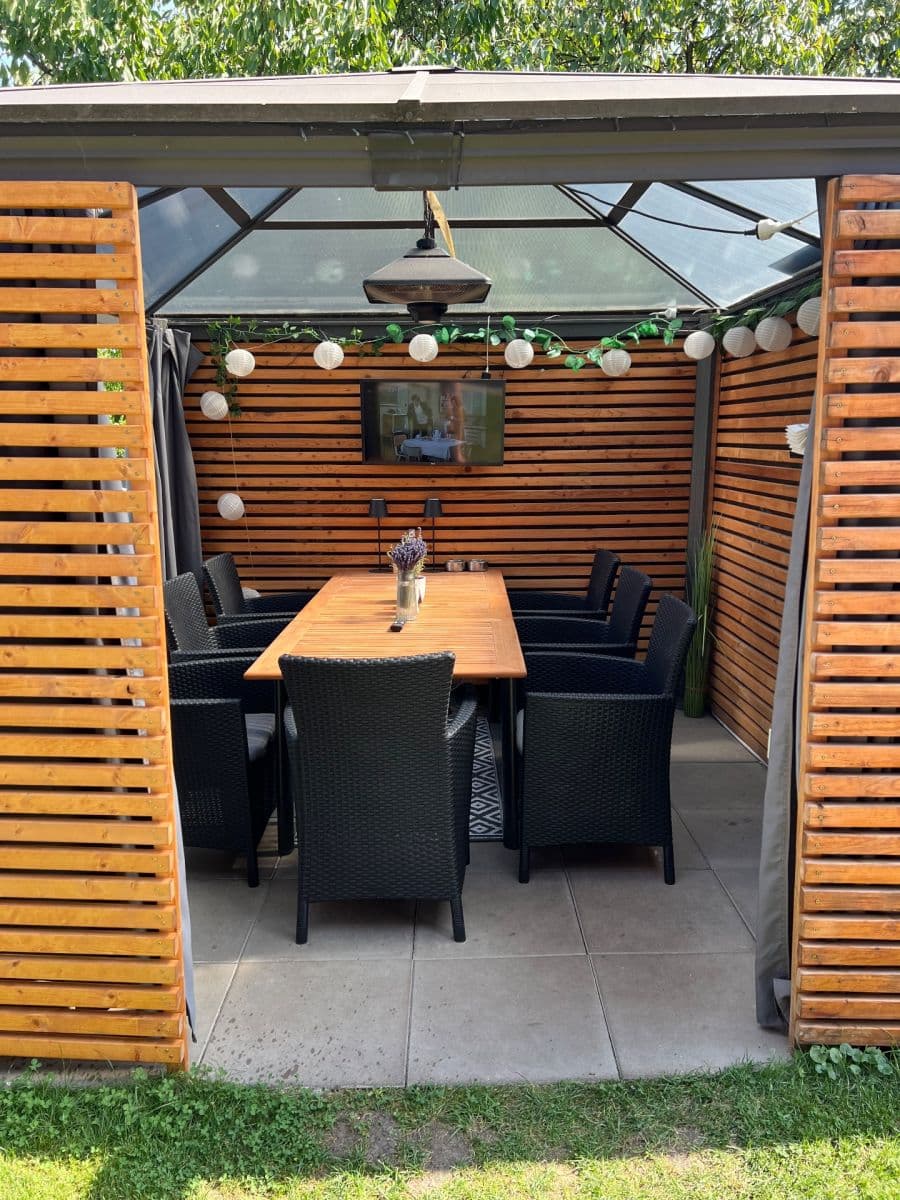 Predaj bytu 5-izbový 159 m², Kostelecká, Mratín, Středočeský kraj Predaj bytu 5-izbový 159 m², Kostelecká, Mratín, Středočeský kraj