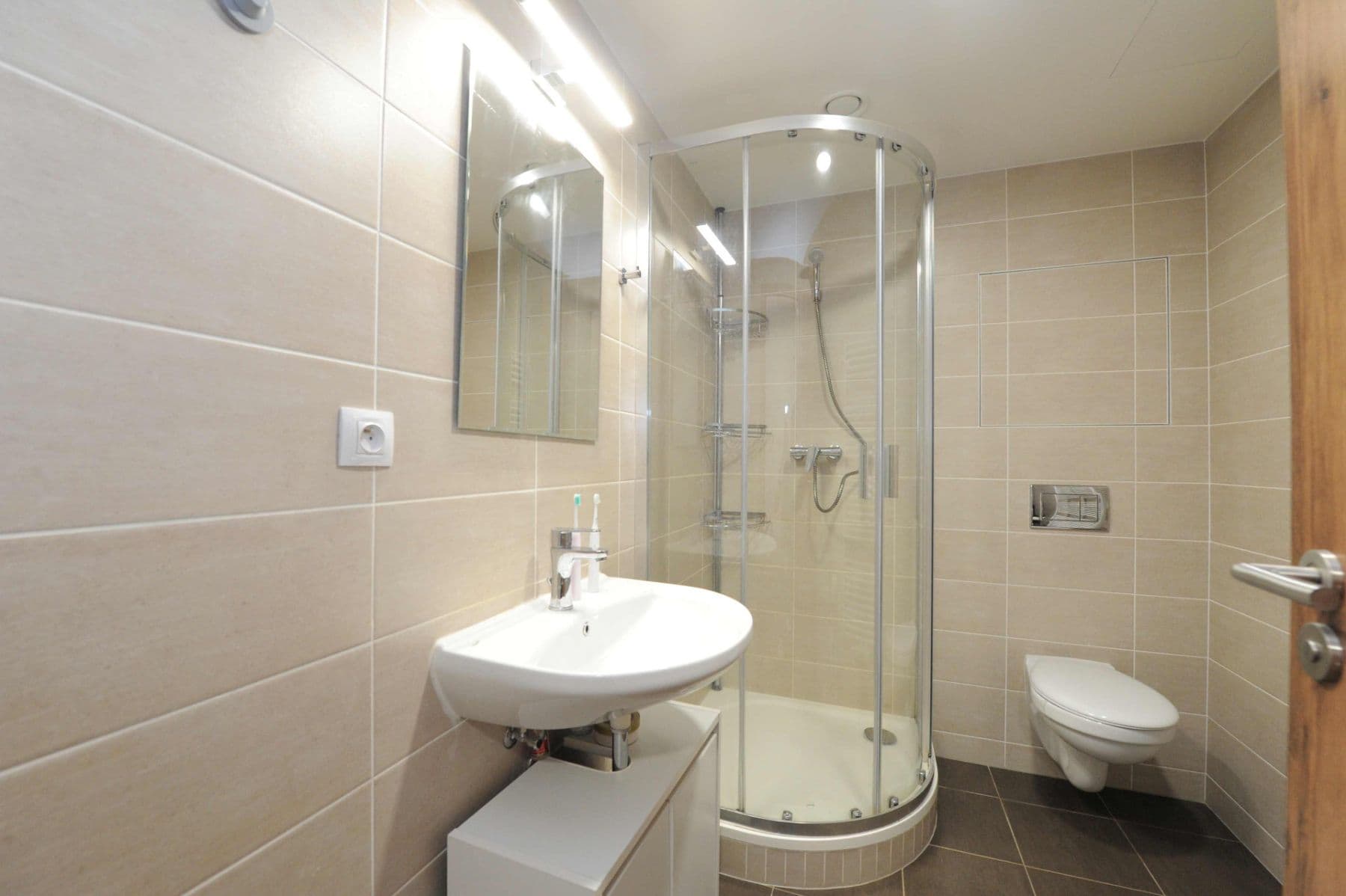 Predaj bytu 2-izbový 59 m², U Knížecí cesty, Hořovice, Středočeský kraj Predaj bytu 2-izbový 59 m², U Knížecí cesty, Hořovice, Středočeský kraj