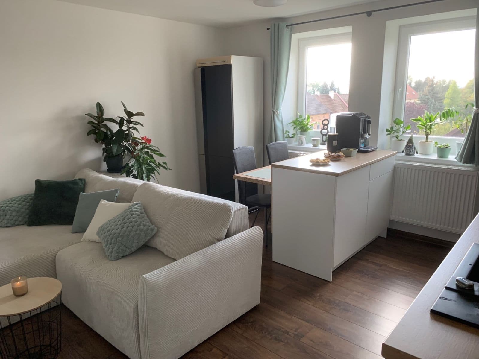 Prenájom bytu 2-izbový 69 m², Chomutice, Královéhradecký kraj Prenájom bytu 2-izbový 69 m², Chomutice, Královéhradecký kraj