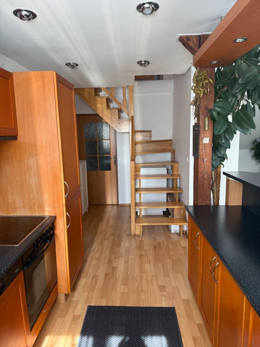 Predaj bytu 4-izbový 145 m², Kostelecká, Mratín, Středočeský kraj Predaj bytu 4-izbový 145 m², Kostelecká, Mratín, Středočeský kraj