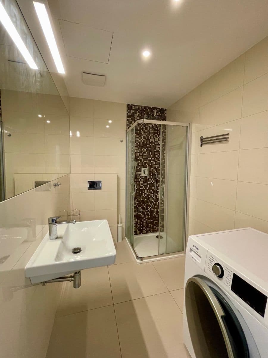 Prenájom bytu 1-izbový 26 m², Příčná, Praha, Praha Prenájom bytu 1-izbový 26 m², Příčná, Praha, Praha