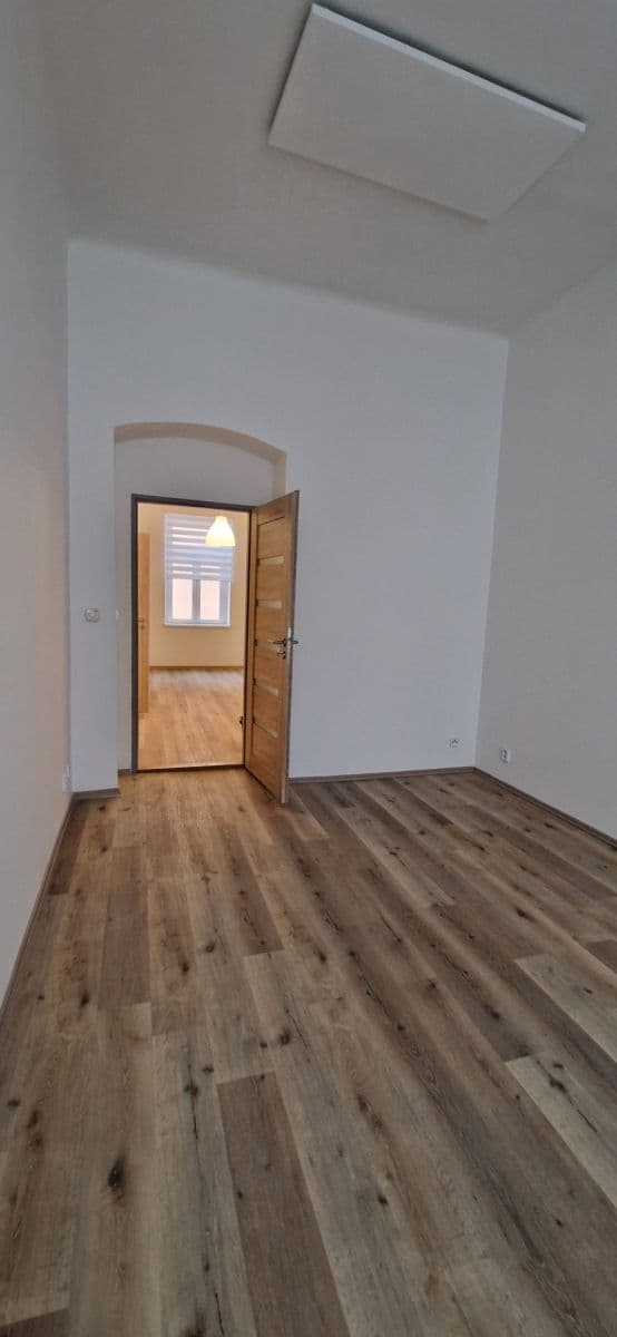 Prenájom bytu 2-izbový 71 m², Plachého, Plzeň, Plzeňský kraj Prenájom bytu 2-izbový 71 m², Plachého, Plzeň, Plzeňský kraj