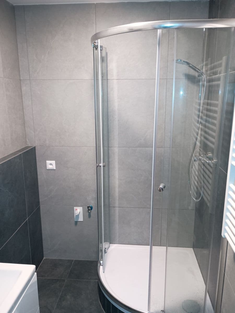 Prenájom bytu 3-izbový 68 m², Veronské náměstí, Praha, Praha Prenájom bytu 3-izbový 68 m², Veronské náměstí, Praha, Praha