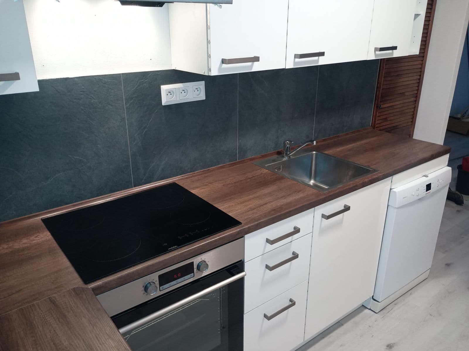 Prenájom bytu 3-izbový 68 m², Veronské náměstí, Praha, Praha Prenájom bytu 3-izbový 68 m², Veronské náměstí, Praha, Praha