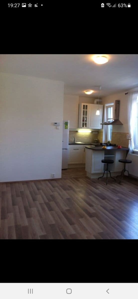 Prenájom bytu 3-izbový 66 m², Mostní, Zlín, Zlínský kraj Prenájom bytu 3-izbový 66 m², Mostní, Zlín, Zlínský kraj