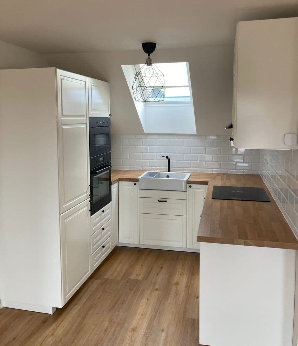 Prenájom bytu 3-izbový 62 m², Hekova, Praha, Praha Prenájom bytu 3-izbový 62 m², Hekova, Praha, Praha