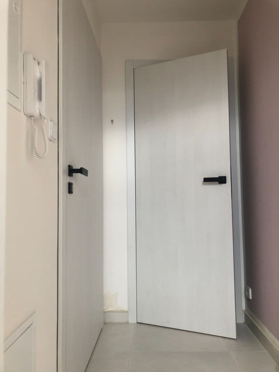 Prenájom bytu 3-izbový 62 m², Hekova, Praha, Praha Prenájom bytu 3-izbový 62 m², Hekova, Praha, Praha