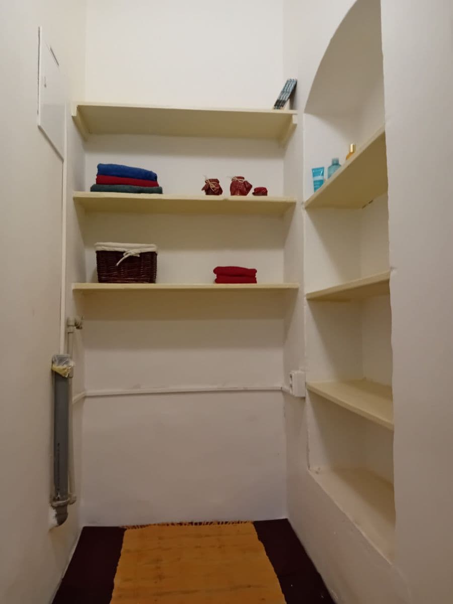 Prenájom bytu 1-izbový 65 m², Roháče z Dubé, Česká Lípa, Liberecký kraj Prenájom bytu 1-izbový 65 m², Roháče z Dubé, Česká Lípa, Liberecký kraj