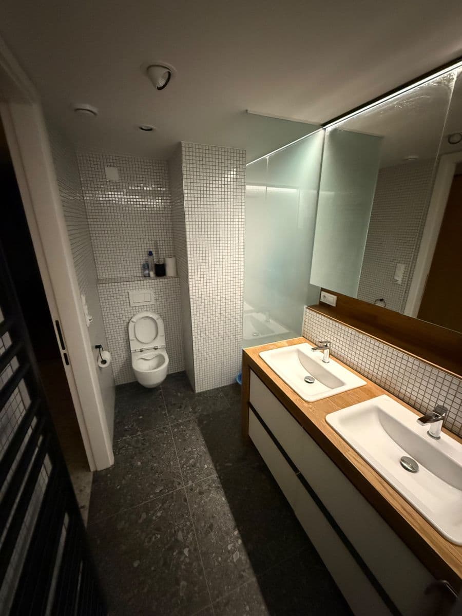 Prenájom bytu 2-izbový 56 m², Sázavská, Žďár nad Sázavou, Kraj Vysočina Prenájom bytu 2-izbový 56 m², Sázavská, Žďár nad Sázavou, Kraj Vysočina