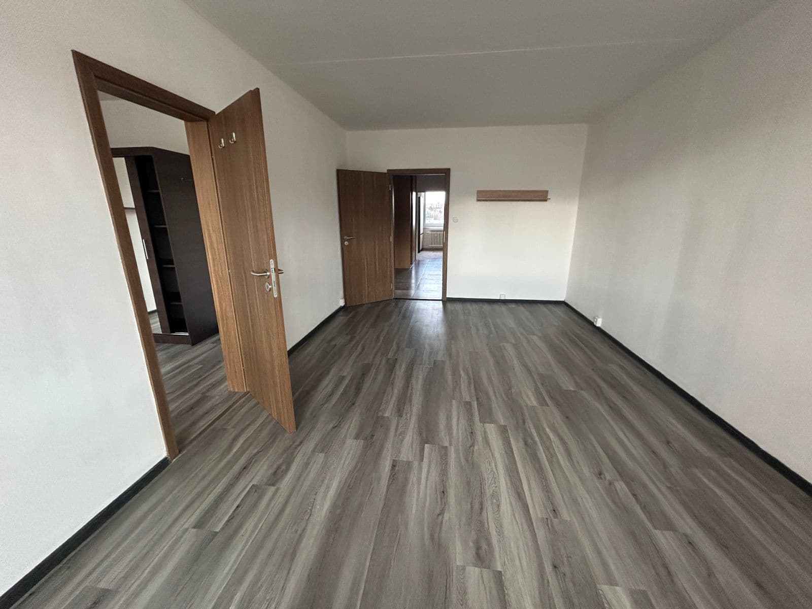 Prenájom bytu 4-izbový 84 m², Praha, Praha Prenájom bytu 4-izbový 84 m², Praha, Praha