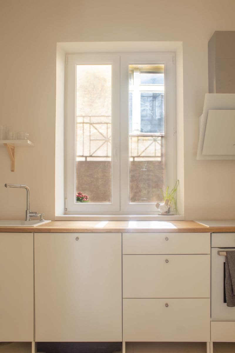 Prenájom bytu 3-izbový 69 m², Čajkovského, Praha, Praha Prenájom bytu 3-izbový 69 m², Čajkovského, Praha, Praha