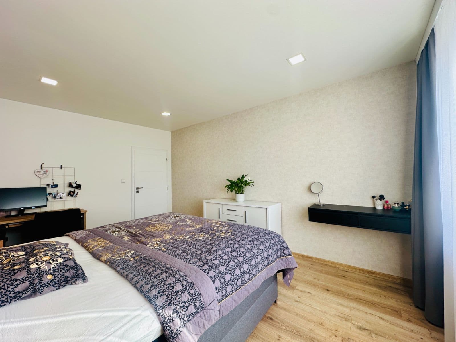 Predaj bytu 3-izbový 65 m², Mitušova, Ostrava, Moravskoslezský kraj Predaj bytu 3-izbový 65 m², Mitušova, Ostrava, Moravskoslezský kraj