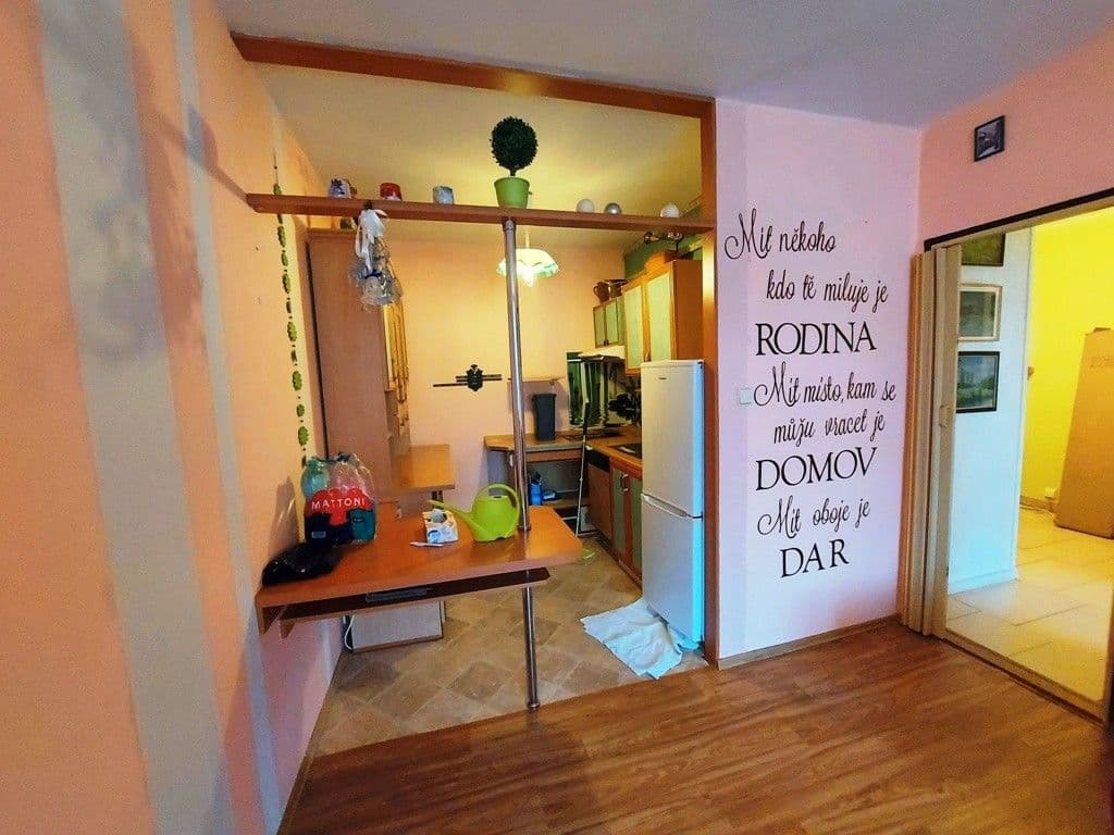 Prenájom bytu 2-izbový 42 m², Sídliště pionýrů, Úštěk, Ústecký kraj Prenájom bytu 2-izbový 42 m², Sídliště pionýrů, Úštěk, Ústecký kraj