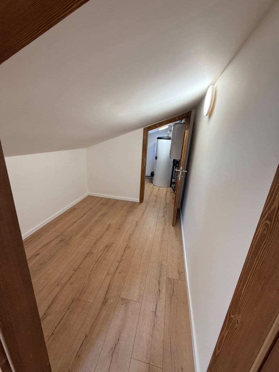 Prenájom domu 160 m², pozemek 125 m², Pod Přehradou, Praha, Praha Prenájom domu 160 m², pozemek 125 m², Pod Přehradou, Praha, Praha