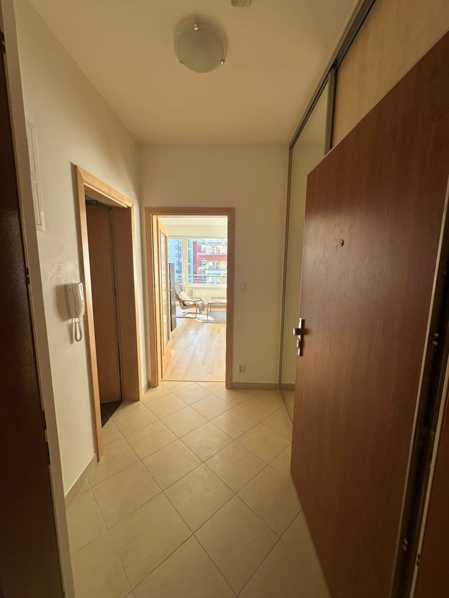 Predaj bytu 1-izbový 34 m², Miroslava Hajna, Praha, Praha Predaj bytu 1-izbový 34 m², Miroslava Hajna, Praha, Praha