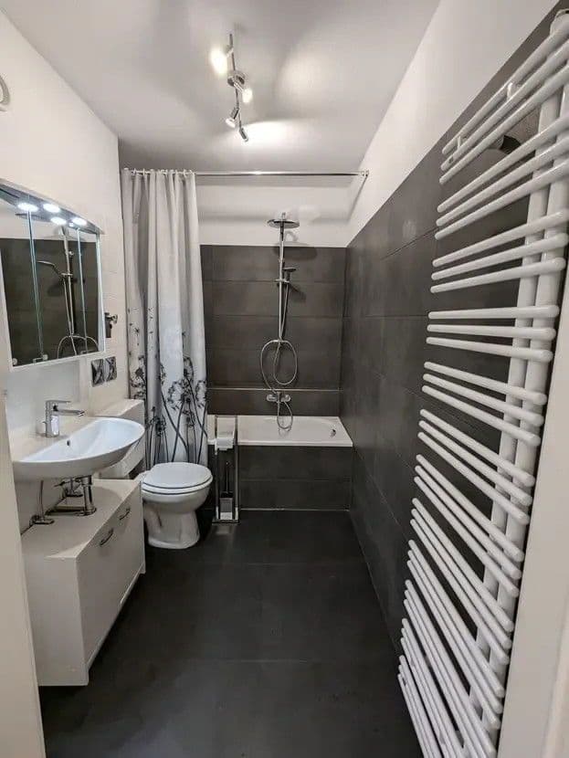 Prenájom bytu 2-izbový 62 m², Woogstraße 36, Neuhofen, Porýnie-Falcko Prenájom bytu 2-izbový 62 m², Woogstraße 36, Neuhofen, Porýnie-Falcko