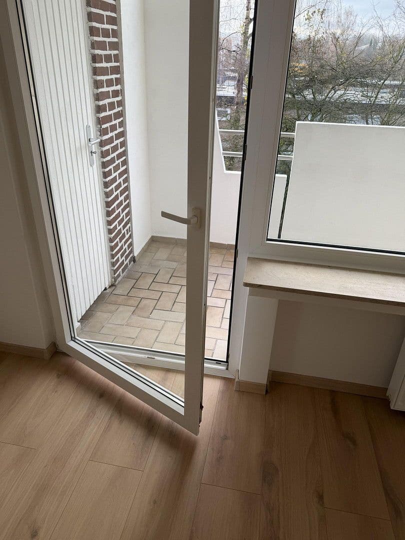 Prenájom bytu 3-izbový 82 m², Komturring 8, Hürth, Severné Porýnie - Westfálsko Prenájom bytu 3-izbový 82 m², Komturring 8, Hürth, Severné Porýnie - Westfálsko