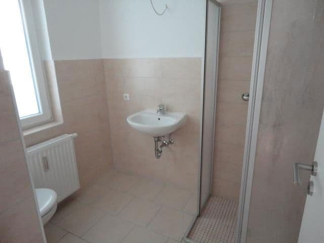 Prenájom bytu 4-izbový 98 m², Magdeburg, Sasko-Anhaltsko Prenájom bytu 4-izbový 98 m², Magdeburg, Sasko-Anhaltsko