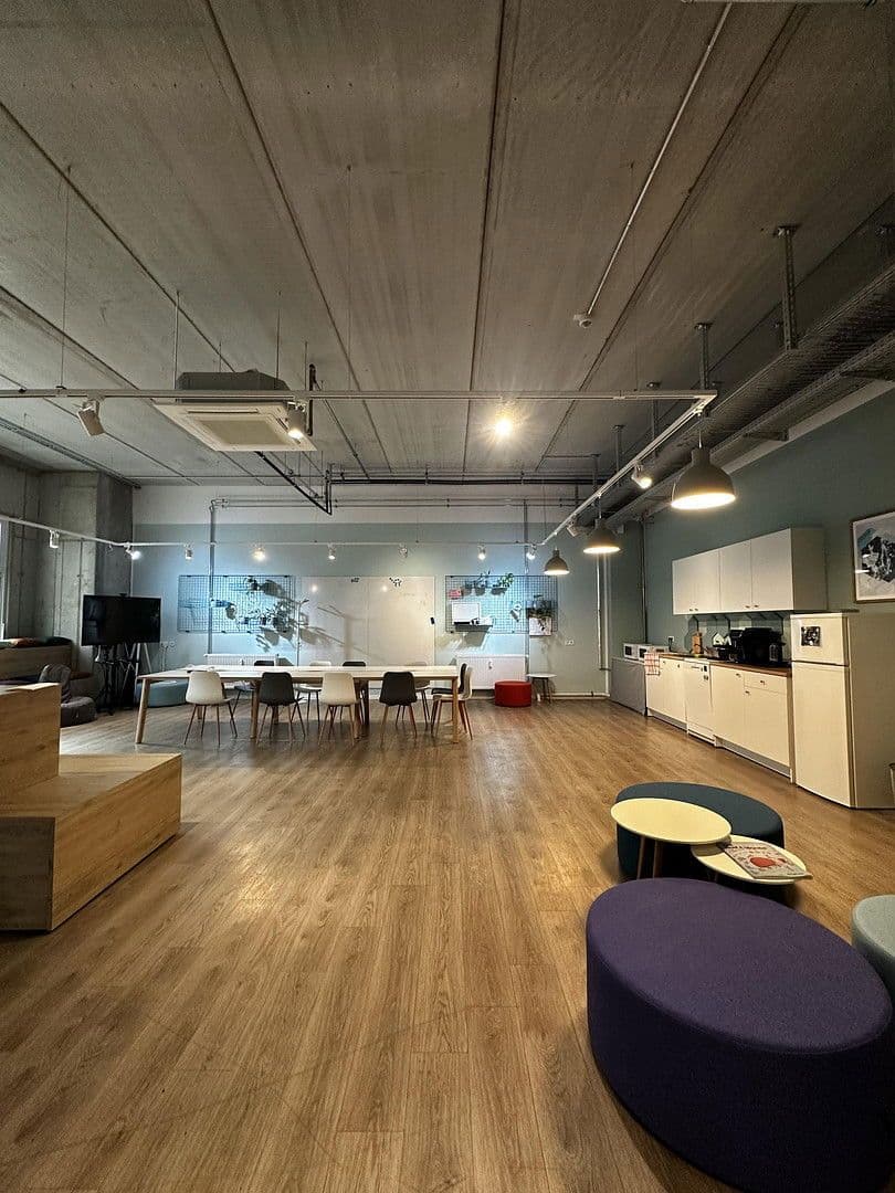 Prenájom kancelárie 104 m², Schwartzkopffstraße 1, Wildau, Brandenbursko Prenájom kancelárie 104 m², Schwartzkopffstraße 1, Wildau, Brandenbursko