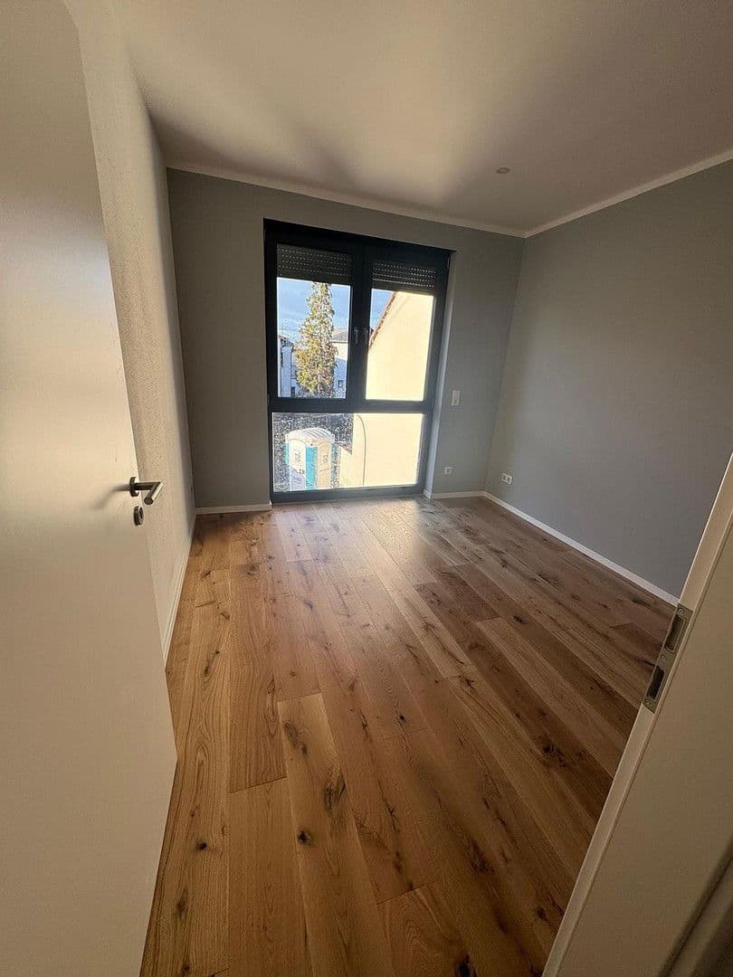 Predaj domu 89 m², pozemek 229 m², Ludwigshafen am Rhein, Porýnie-Falcko Predaj domu 89 m², pozemek 229 m², Ludwigshafen am Rhein, Porýnie-Falcko