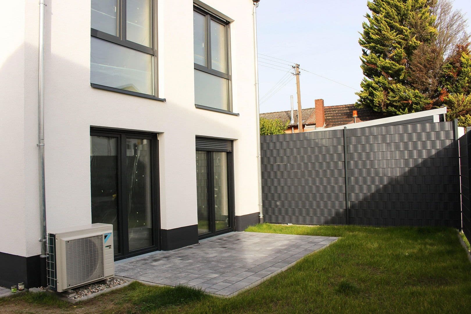 Predaj domu 89 m², pozemek 229 m², Ludwigshafen am Rhein, Porýnie-Falcko Predaj domu 89 m², pozemek 229 m², Ludwigshafen am Rhein, Porýnie-Falcko