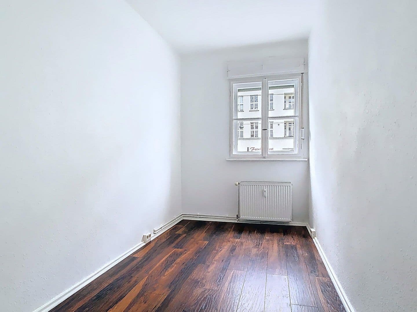 Predaj bytu 3-izbový 71 m², Berlin, Berlín Predaj bytu 3-izbový 71 m², Berlin, Berlín