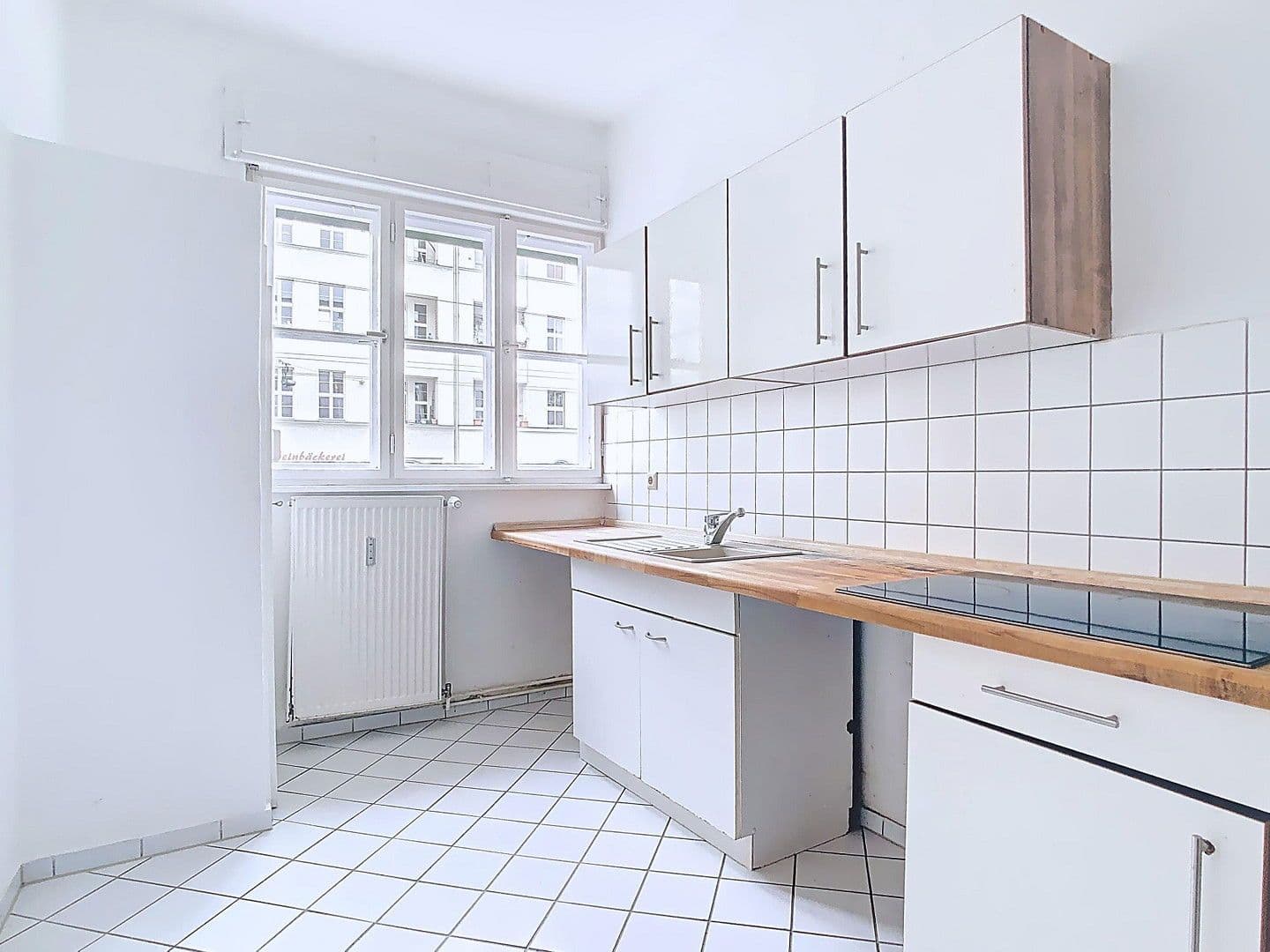 Predaj bytu 3-izbový 71 m², Berlin, Berlín Predaj bytu 3-izbový 71 m², Berlin, Berlín