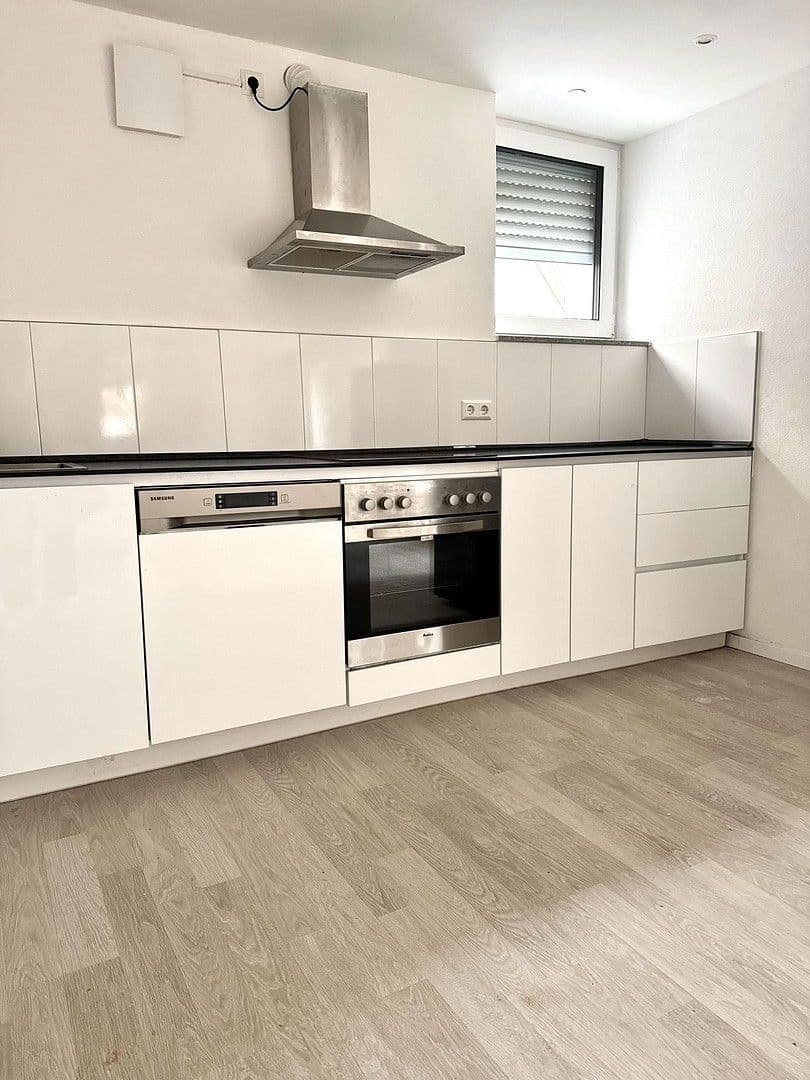 Prenájom bytu 1-izbový 68 m², Vaihinger Landstraße 2, Stuttgart, Bádensko-Wurttembersko Prenájom bytu 1-izbový 68 m², Vaihinger Landstraße 2, Stuttgart, Bádensko-Wurttembersko