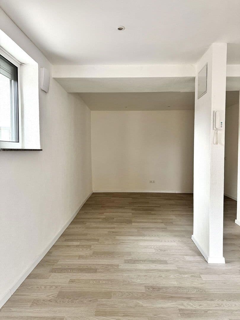 Prenájom bytu 1-izbový 68 m², Vaihinger Landstraße 2, Stuttgart, Bádensko-Wurttembersko Prenájom bytu 1-izbový 68 m², Vaihinger Landstraße 2, Stuttgart, Bádensko-Wurttembersko