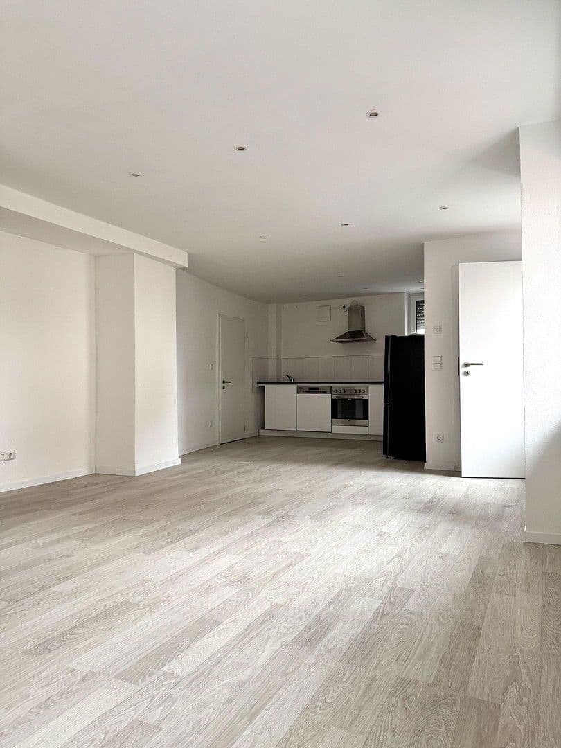 Prenájom bytu 1-izbový 68 m², Vaihinger Landstraße 2, Stuttgart, Bádensko-Wurttembersko Prenájom bytu 1-izbový 68 m², Vaihinger Landstraße 2, Stuttgart, Bádensko-Wurttembersko