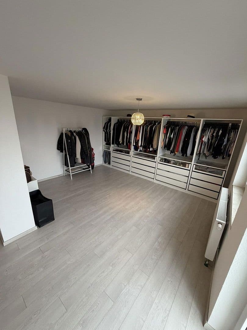 Predaj domu 300 m², pozemek 1.050 m², Darmstädterstrasse 3, Pfungstadt, Hesensko Predaj domu 300 m², pozemek 1.050 m², Darmstädterstrasse 3, Pfungstadt, Hesensko