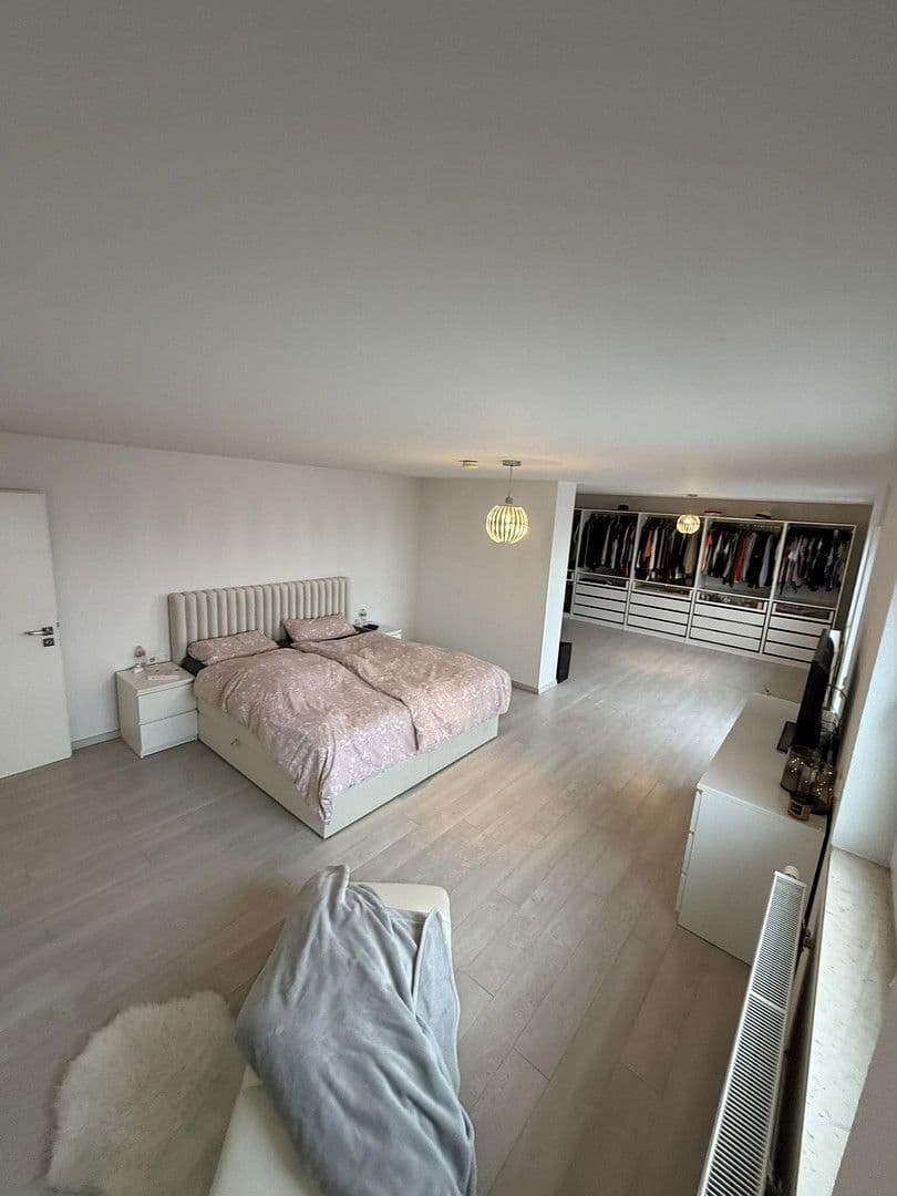 Predaj domu 300 m², pozemek 1.050 m², Darmstädterstrasse 3, Pfungstadt, Hesensko Predaj domu 300 m², pozemek 1.050 m², Darmstädterstrasse 3, Pfungstadt, Hesensko