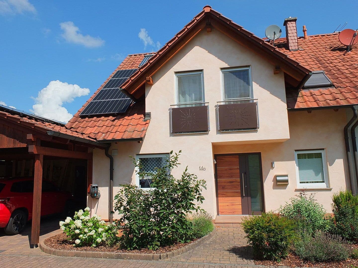 Predaj domu 177 m², pozemek 312 m², Haibach, Bavorsko Predaj domu 177 m², pozemek 312 m², Haibach, Bavorsko