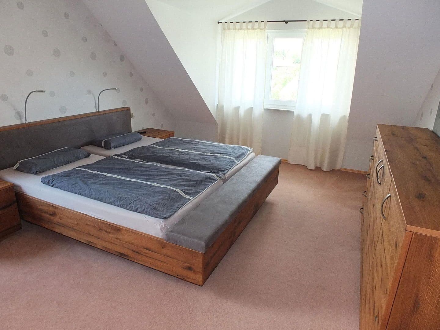 Predaj domu 177 m², pozemek 312 m², Haibach, Bavorsko Predaj domu 177 m², pozemek 312 m², Haibach, Bavorsko