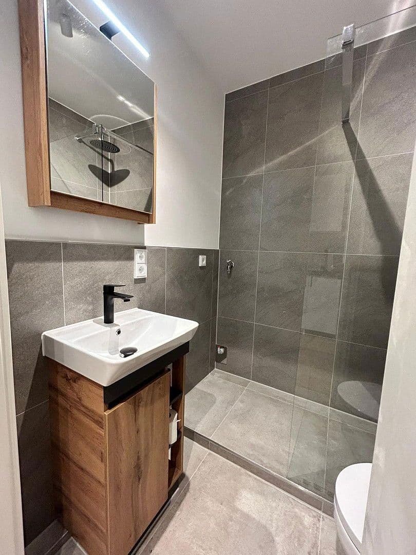 Prenájom bytu 1-izbový 22 m², Bad-Berneck-Str. 1, München, Bavorsko Prenájom bytu 1-izbový 22 m², Bad-Berneck-Str. 1, München, Bavorsko