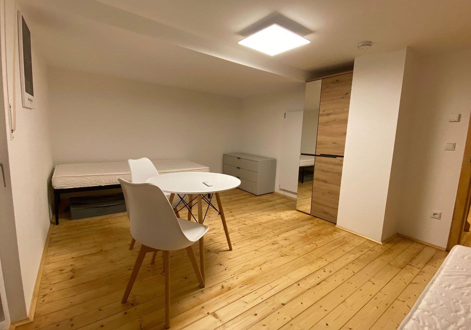 Prenájom bytu 165 m², Messel, Hesensko Prenájom bytu 165 m², Messel, Hesensko