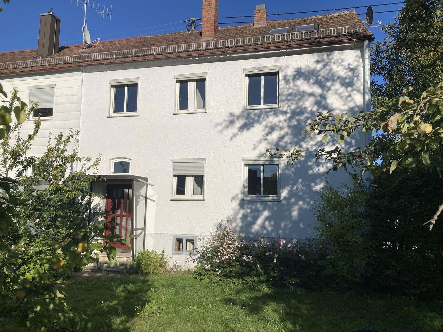 Predaj domu 135 m², pozemek 748 m², Buttenwiesen, Bavorsko Predaj domu 135 m², pozemek 748 m², Buttenwiesen, Bavorsko