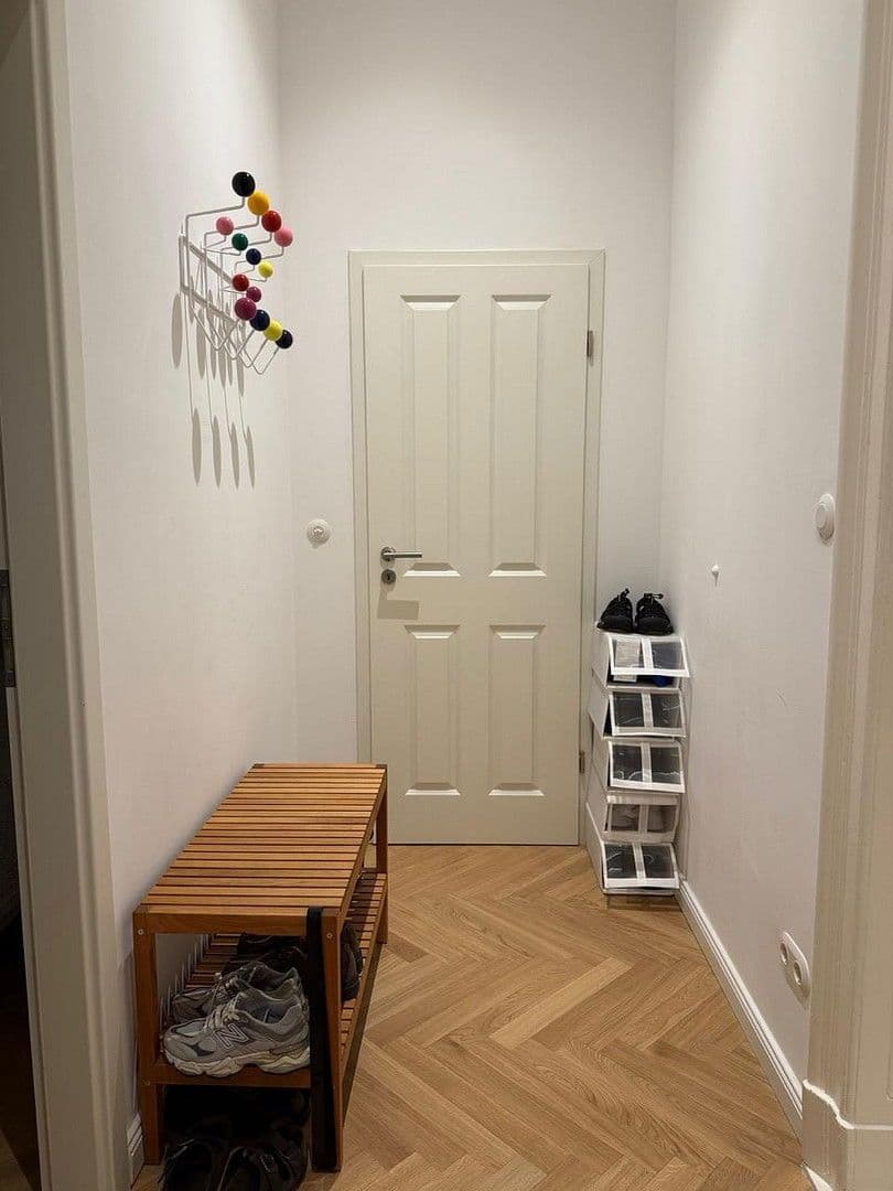 Prenájom bytu 2-izbový 55 m², Rönnestraße 6, Berlin - Charlottenburg, Berlín Prenájom bytu 2-izbový 55 m², Rönnestraße 6, Berlin - Charlottenburg, Berlín