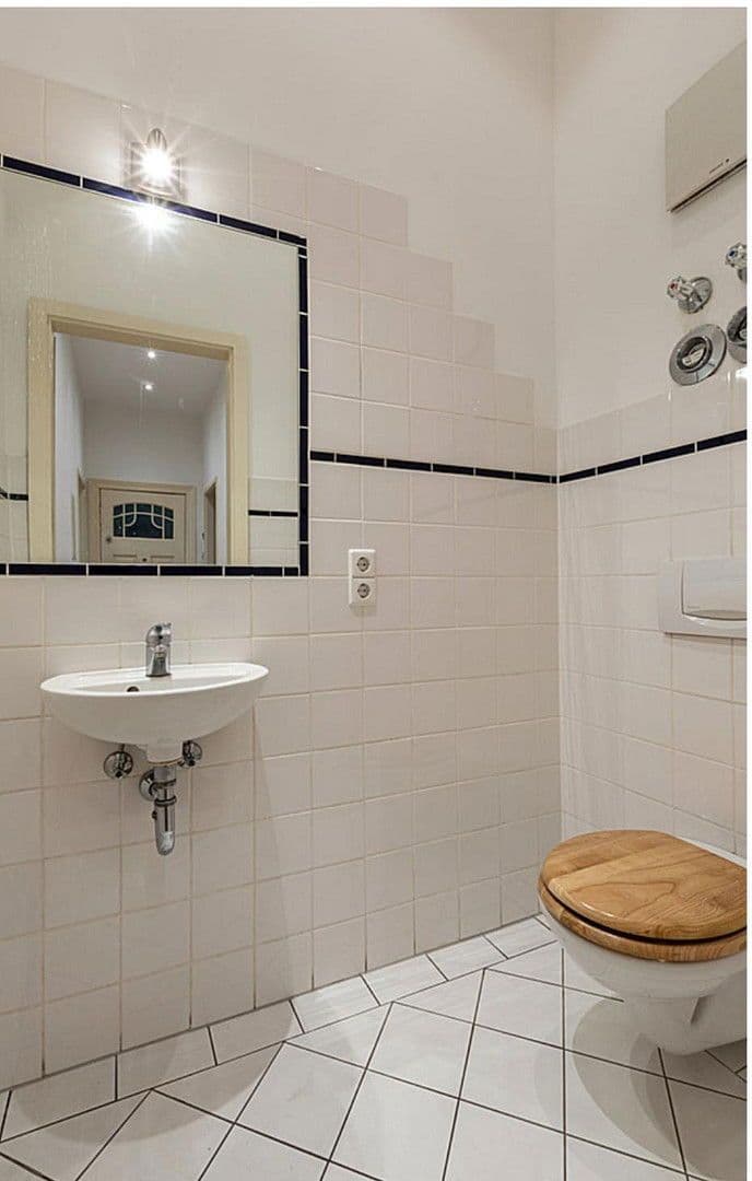 Prenájom nebytového priestoru 36 m², Berlin, Berlín Prenájom nebytového priestoru 36 m², Berlin, Berlín