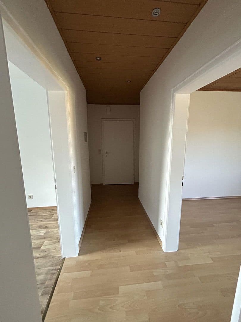 Prenájom bytu 3-izbový 58 m², Ansbacher Straße 42, Markt Erlbach, Bavorsko Prenájom bytu 3-izbový 58 m², Ansbacher Straße 42, Markt Erlbach, Bavorsko