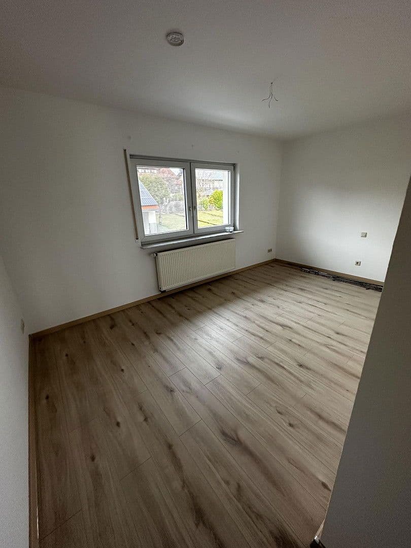 Prenájom bytu 4-izbový 113 m², Marxzell, Bádensko-Wurttembersko Prenájom bytu 4-izbový 113 m², Marxzell, Bádensko-Wurttembersko