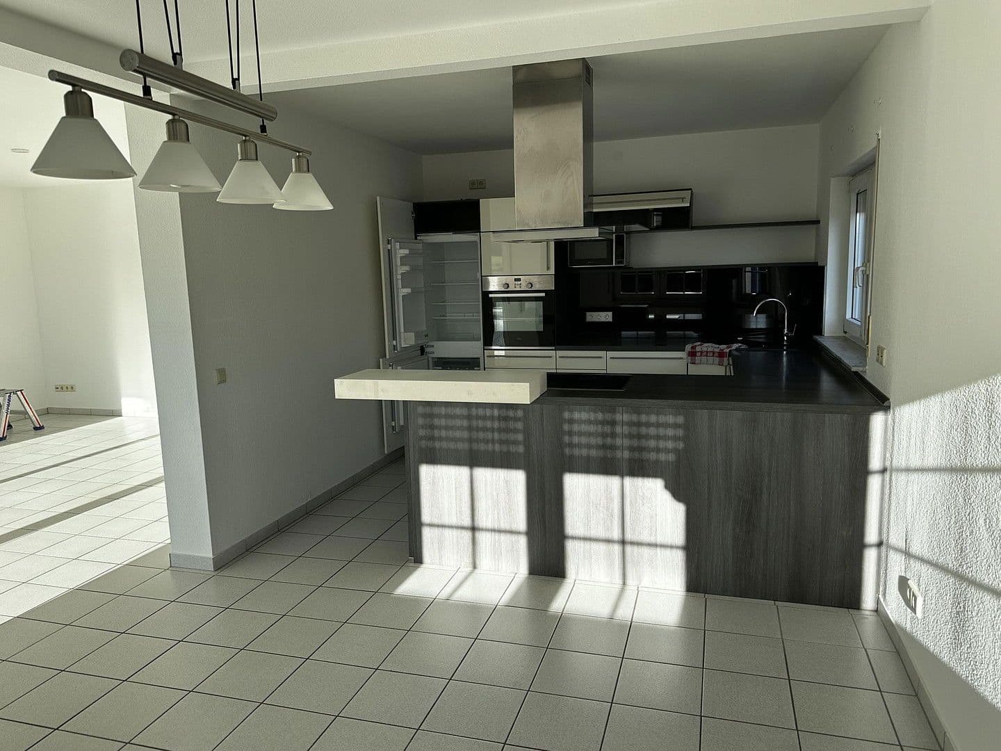 Prenájom bytu 4-izbový 113 m², Marxzell, Bádensko-Wurttembersko Prenájom bytu 4-izbový 113 m², Marxzell, Bádensko-Wurttembersko