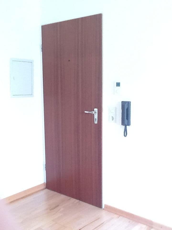 Prenájom bytu 1-izbový 18 m², Frankfurt am Main, Hesensko Prenájom bytu 1-izbový 18 m², Frankfurt am Main, Hesensko