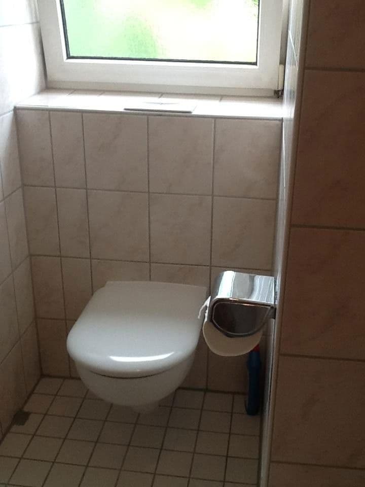 Prenájom bytu 1-izbový 18 m², Frankfurt am Main, Hesensko Prenájom bytu 1-izbový 18 m², Frankfurt am Main, Hesensko