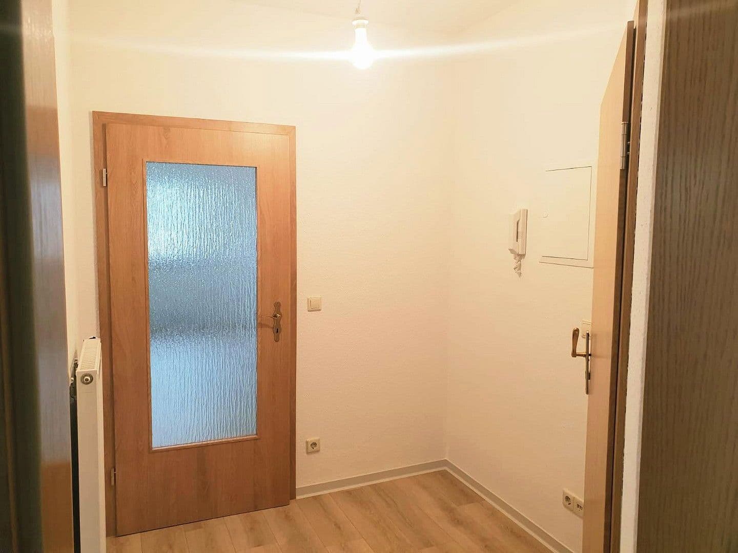 Prenájom bytu 2-izbový 45 m², Untere Schloßstraße 33, Augustusburg, Sasko Prenájom bytu 2-izbový 45 m², Untere Schloßstraße 33, Augustusburg, Sasko