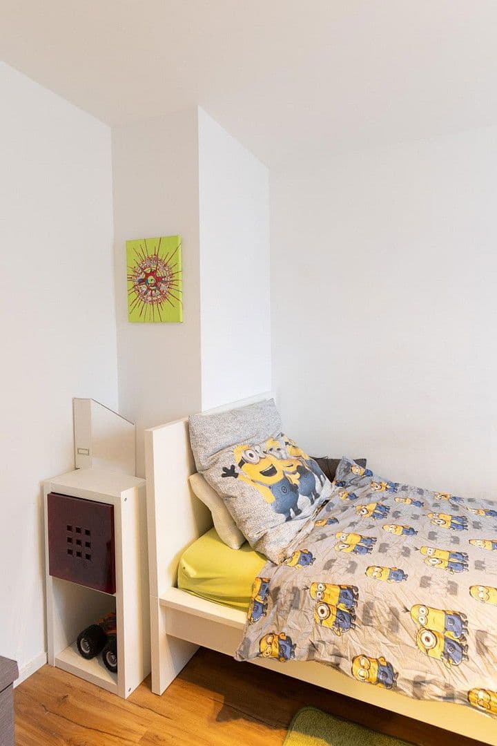 Predaj domu 145 m², pozemek 340 m², Fürther Str. 46, Roßtal, Bavorsko Predaj domu 145 m², pozemek 340 m², Fürther Str. 46, Roßtal, Bavorsko